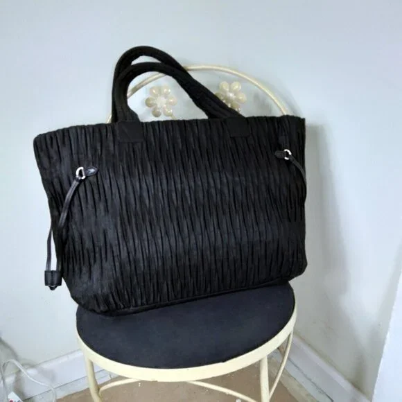 Victoria's Secret Elegant Black Satin Pleated Zip & Cinched Overnight Tote NWOT - Picture 12 of 15